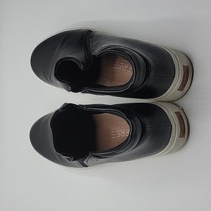Dr. Scholl's Black Wedge Sneaker
